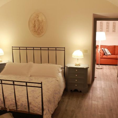 B&B Emily'S Rooms ฟลอเรนซ์ ห้อง รูปภาพ