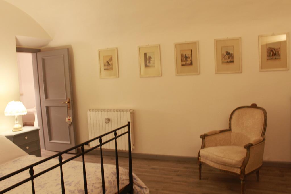 B&B Emily'S Rooms ฟลอเรนซ์ ห้อง รูปภาพ