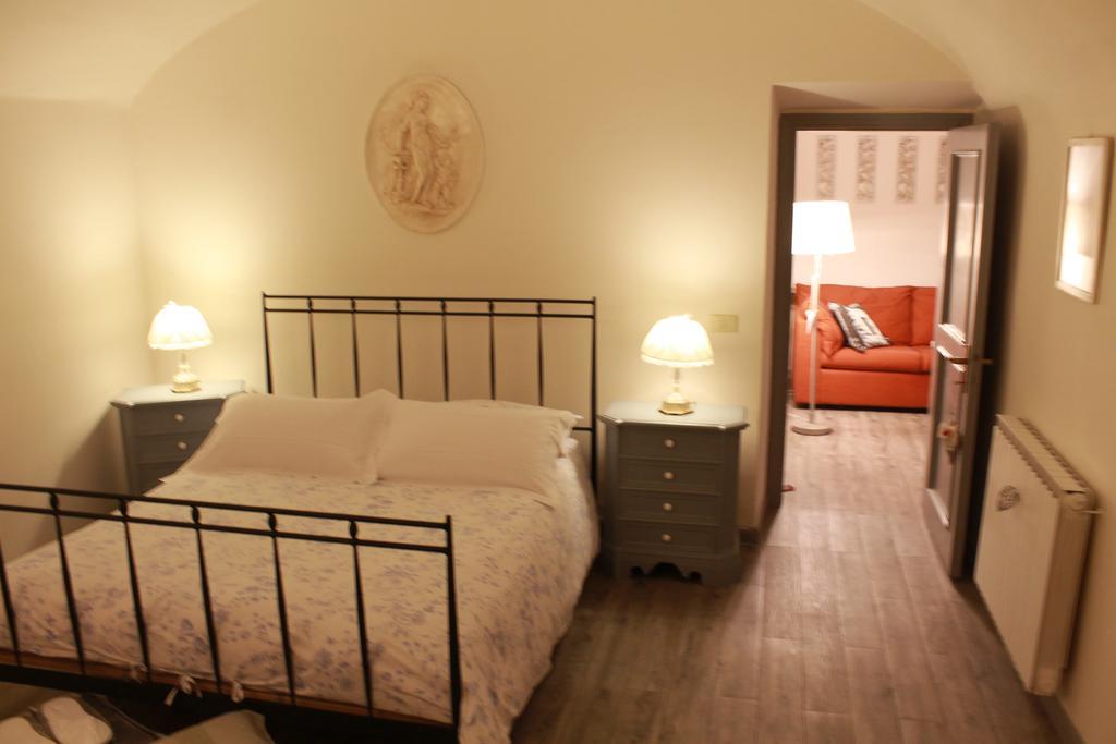 B&B Emily'S Rooms ฟลอเรนซ์ ห้อง รูปภาพ